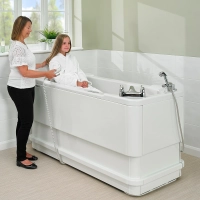 Gemini 2000 badekar med plattform og dobbeltløft-funksjon