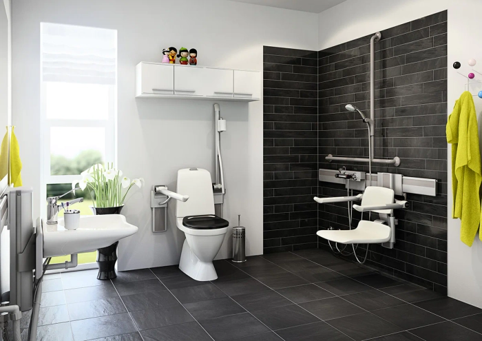 PLUS toalettstøtte, høyderegulerbar